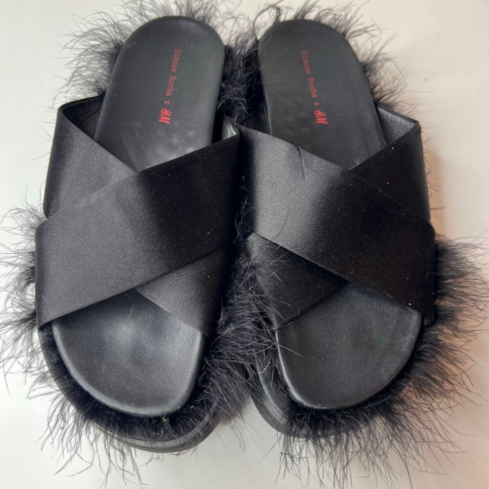 Simone Rocha x H&M black feather-detail platform slides, featuring crossover sat